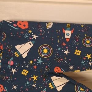 Space lularoe leggings